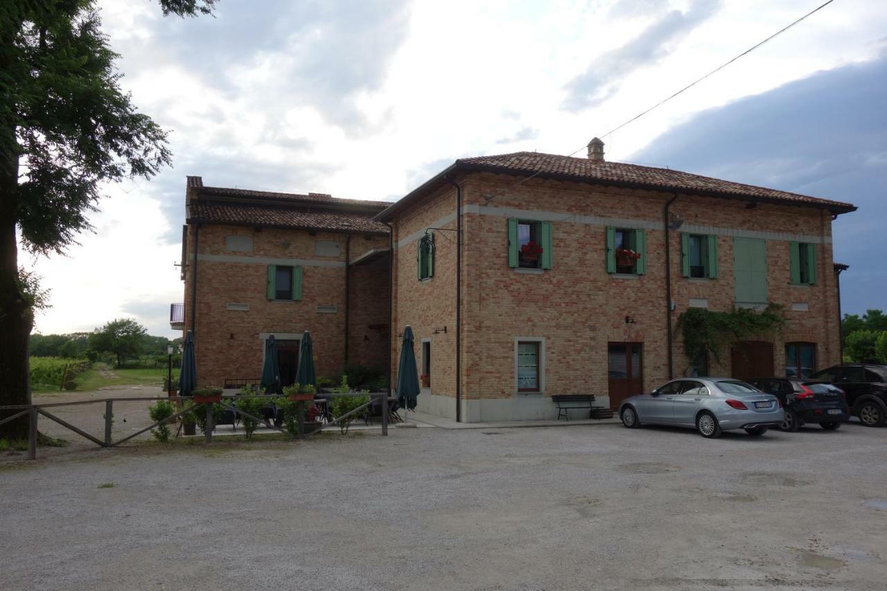Agriturismo Le Giarine Fogliano Redipúglia Buitenkant foto