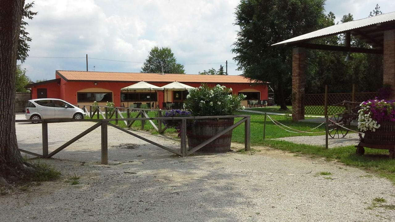 Agriturismo Le Giarine Fogliano Redipúglia Buitenkant foto